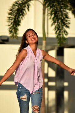 Dans bir azınlık erkek