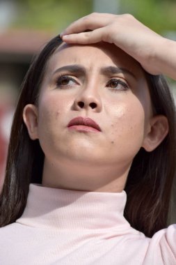 Unutkan bir genç kişi