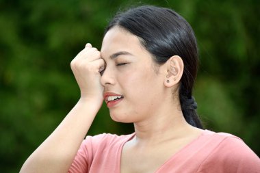 Güzel Kadın Ve Anksiyete