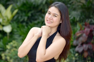 Filipinli Kadın Ve Takdir