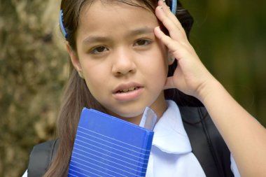 Kız öğrenci karar verme