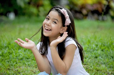 Sürpriz bir Filipina kişi