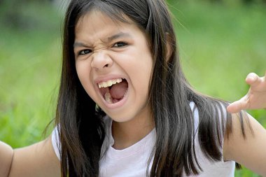 Korkutucu Petite Çeşitli Kadın