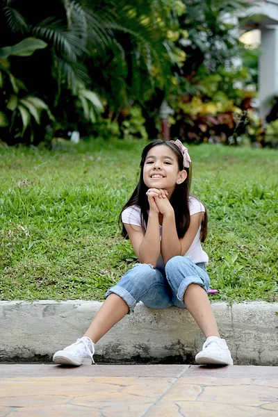 Uma menina bonito Preteen — Fotografia de Stock