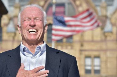 Takdir Kıdemli Erkek Politikacı