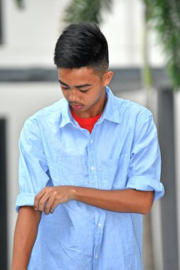 Bir Poz Çocuk Gençlik