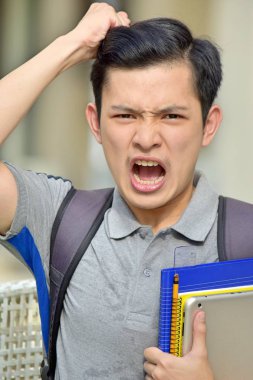 Üniversite Çeşitli Erkek Öğrenci ve Karışıklık