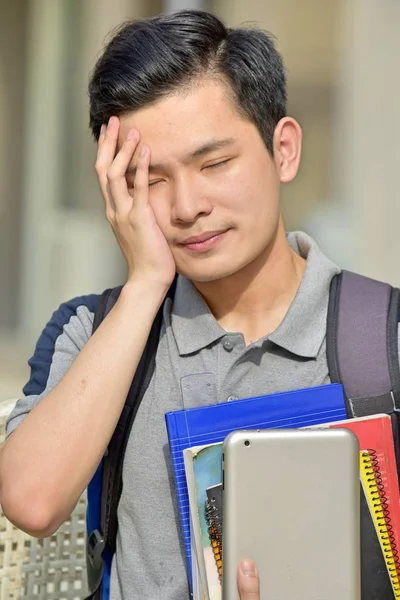 Junge Studentin und Depression mit Büchern — Stockfoto