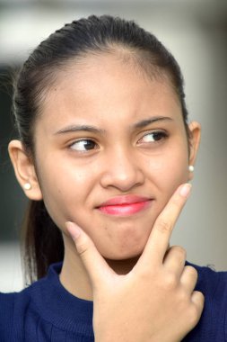 Bir Azınlık Gençlik Düşünme