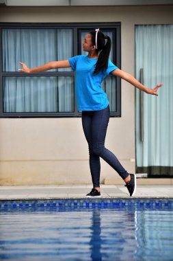 Sevimli Azınlık Gençlik Dans Ayakta