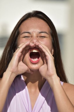 Farklı bir kadın çığlık