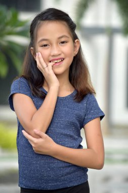 Bir çocuk ve mutluluk