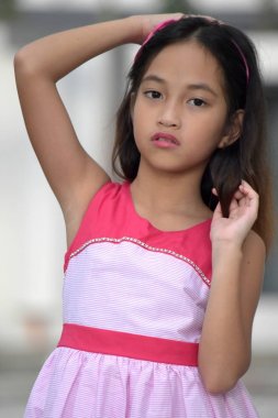 Bir heyecansız kız gençlik