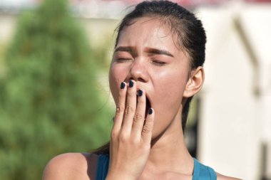 Yorgun bir kadın kadın