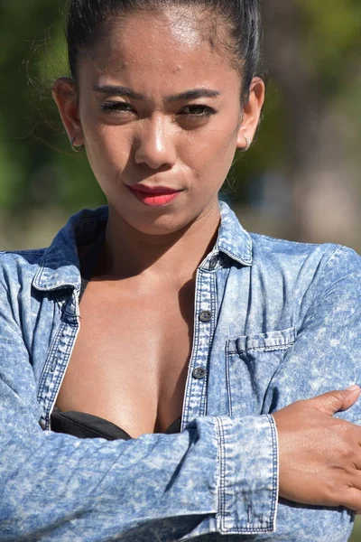 İnatçı genç azınlık erkek