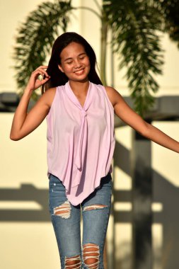 Dans bir azınlık erkek