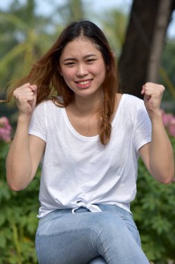 Gururlu Güzel Asyalı