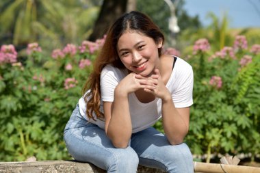 Mutlu bir Filipinli.