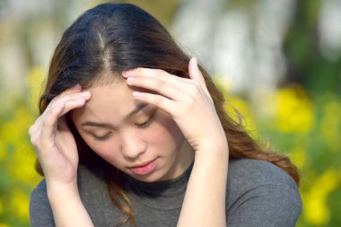 Stresli bir Filipina erkek