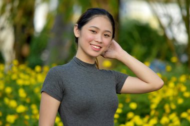 Poz Çekici Asyalı Kadın