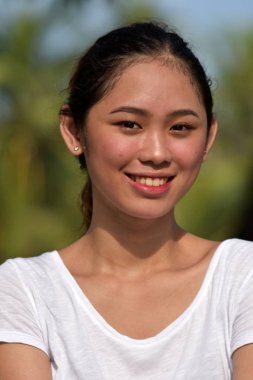 Gülümseyen bir farklı erkek