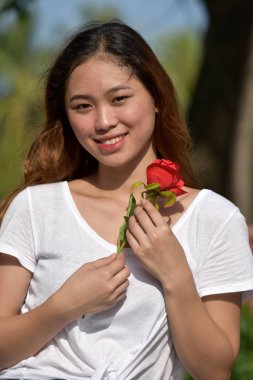 Çekici azınlık erkek gülümseyen