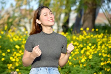 Gururlu Bir Asyalı Kadın