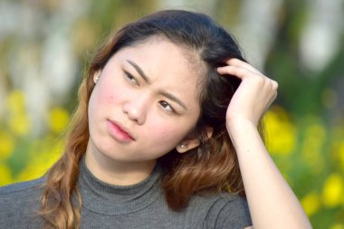 Genç erkek ve karışıklık