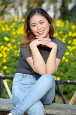 Pretty Genç Azınlık Kadın