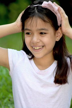 Bir Unutkan Petite Kişi