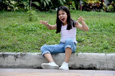 Sevimli Kız Ve Anksiyete