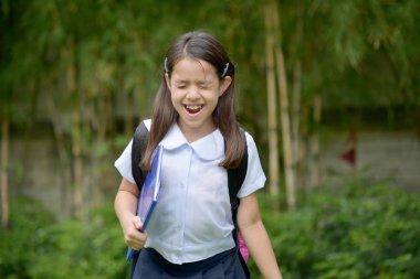 Filipinli Kız Öğrenci Ve Anksiyete