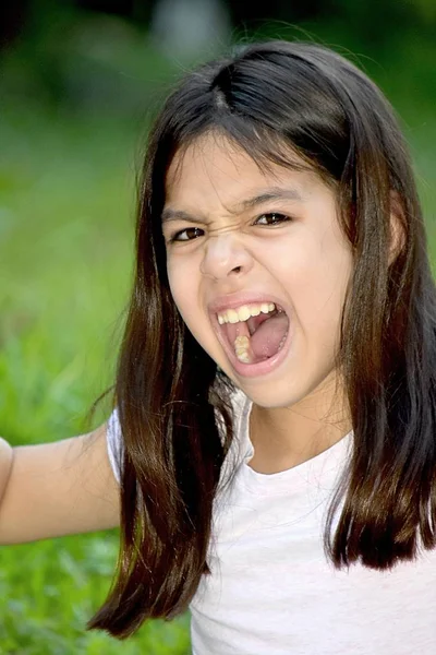 Korkunç Bir Kız Çocuk