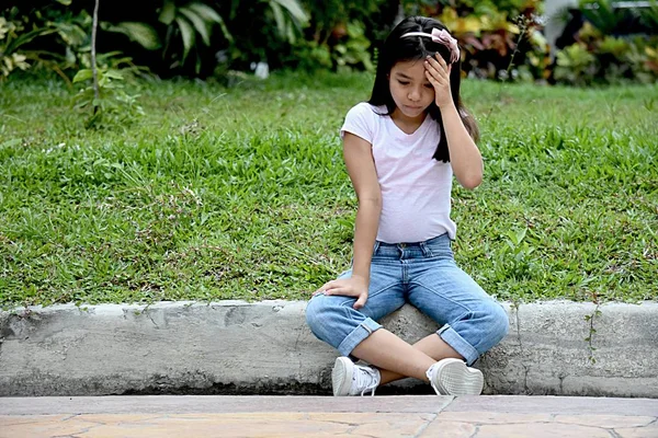 Preteen e perda de memória — Fotografia de Stock