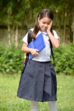 Üzgün farklı insan