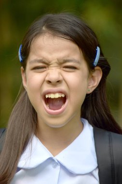 Sevimli Kız Öğrenci Stres Altında Kitaplar ile Okul Üniforması Giyen