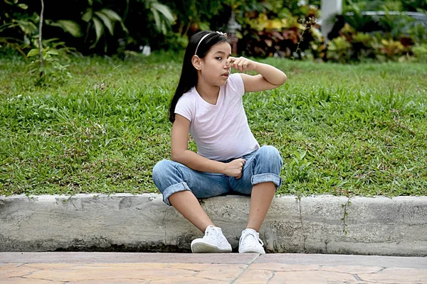 Sevimli Çeşitli Gençlik ve Koku