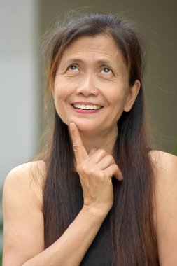 Bir Azınlık Büyükanne Düşünme