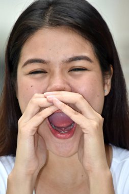 Çekici Azınlık Kadın Bağırışı