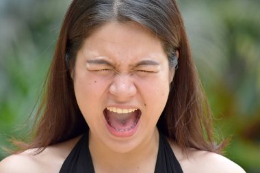 Stresli bir Filipina erkek