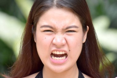 Çekici Azınlık Kadınları ve Endişeleri