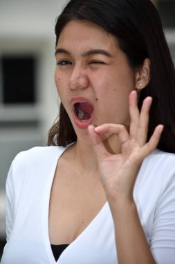 Çekici Çekici Farklı Bir Kadın