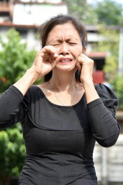 Ağlayan Kadın Yaşlı Yaşlı Büyükanne.