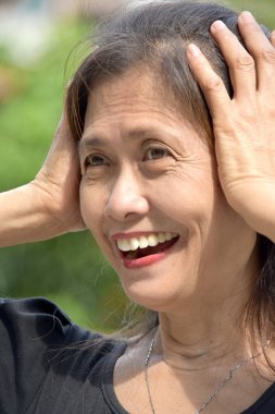 Bir Yaşlı Kadın ve Hafıza Kaybı