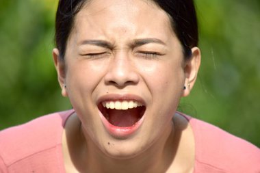 Bir Kadın ve Endişe