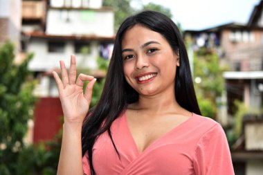 Bir Kadın Ve Tamam Burcu