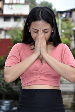 Utanç verici bir yetişkin erkek