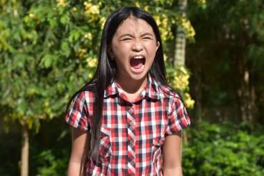 Endişeli Sevimli Kadın