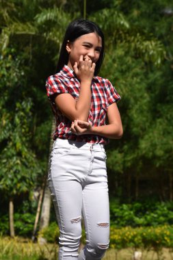 Güzel Asya Ergen Bir Karar Verme