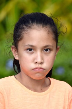 Pretty Çeşitli Genç Kız ve Karışıklık